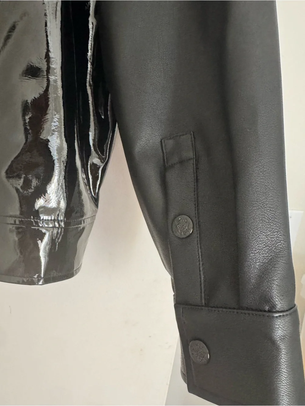 Men’s Black Patent Leather Jacket. Unisex. Size L. NWOT. Rare. So rad
